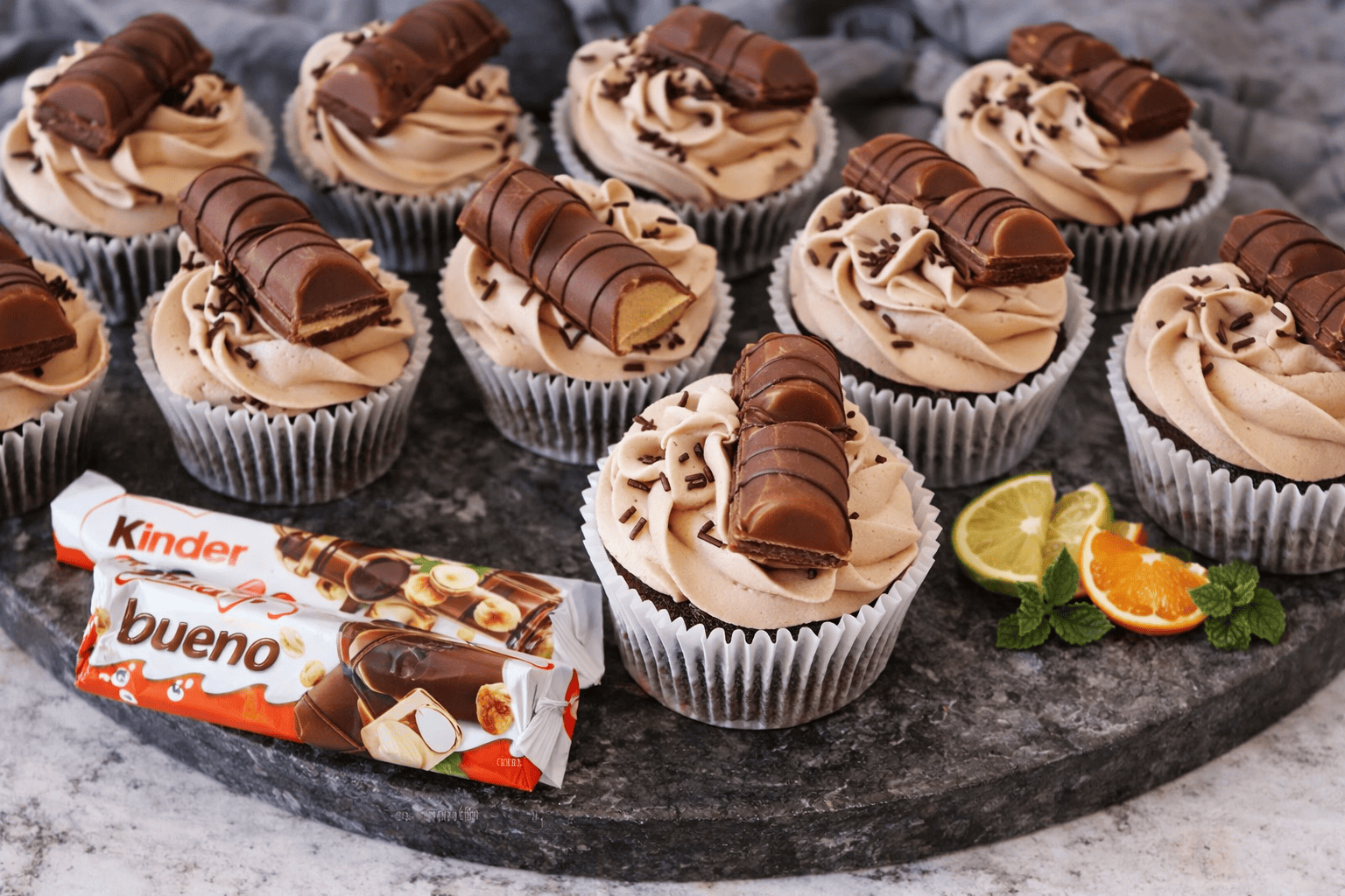 Candy Bar & Cup Cake